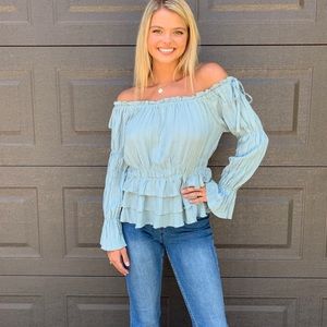 Off shoulder long sleeve top
